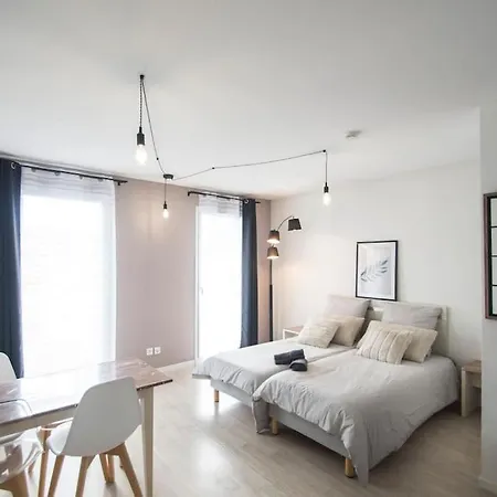 Le Panoramic - Balcon - Clim Апартаменты Лурд